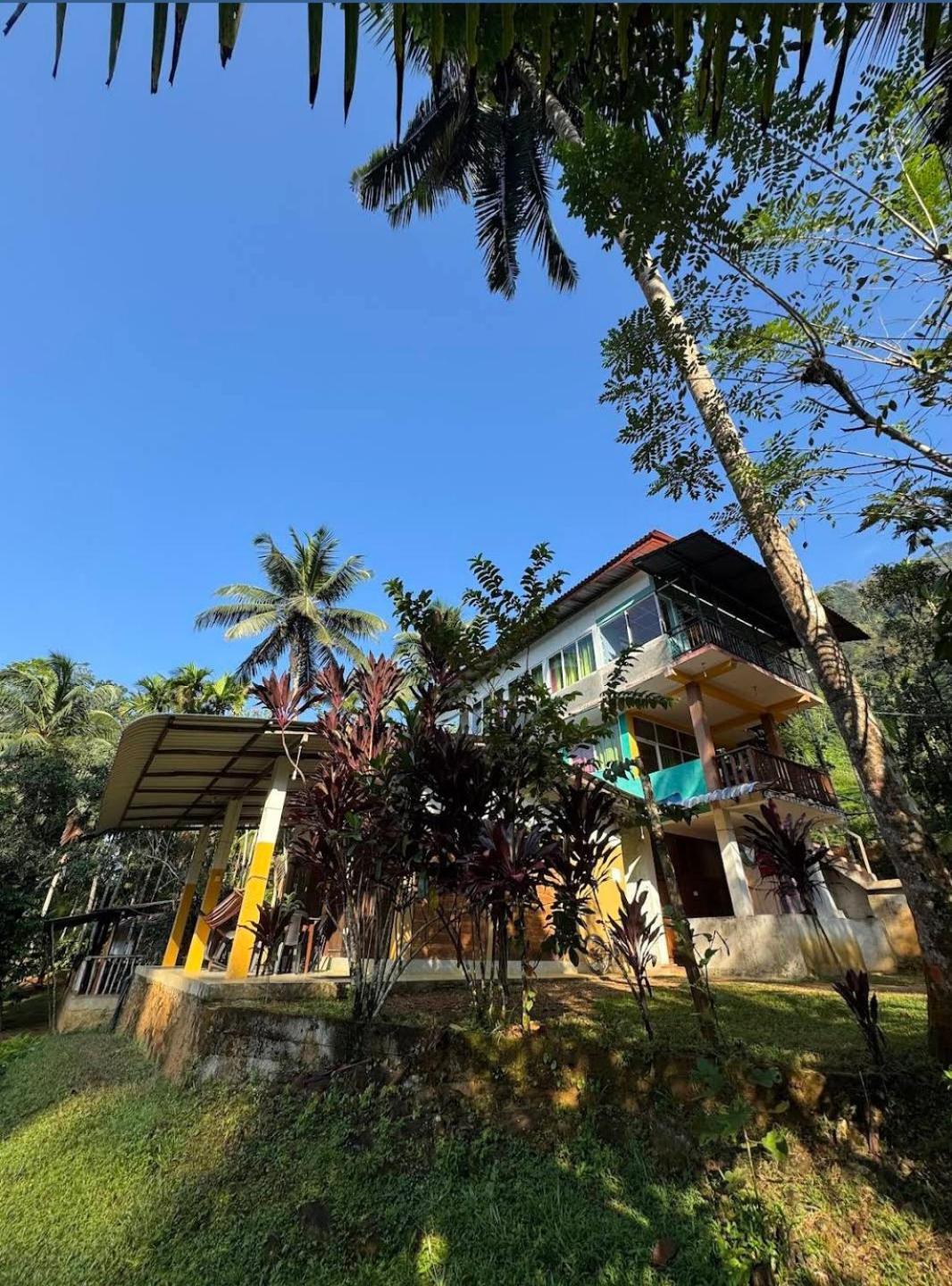 Sinharaja Vini Villa 代尼耶耶 外观 照片